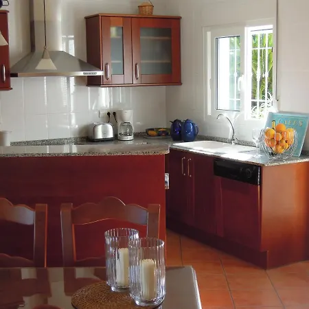 Vista Villa *